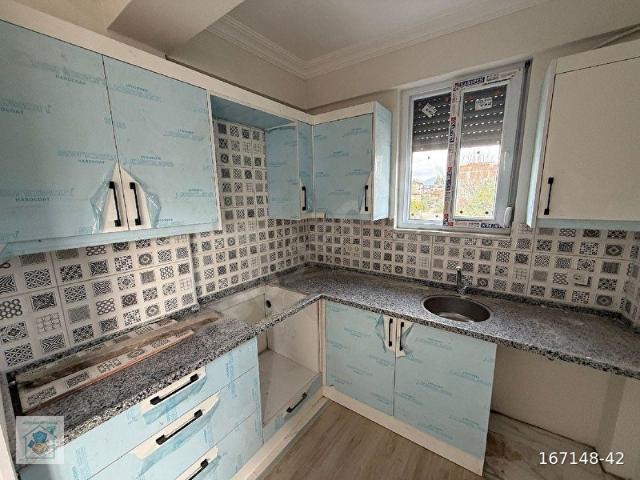 DALAMAN KARAÇALI MAH. KAFELER SOKAĞINA YAKIN EBEVEYN BANYOLU KAPALI BALKON KİRALIK 2+1 YENİ DAİRE