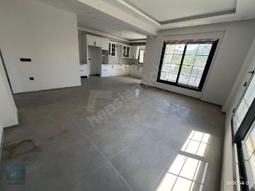 DALAMAN KARAÇALI MAHALLESİ'NDE FULL EŞYALI KİRALIK VİLLA