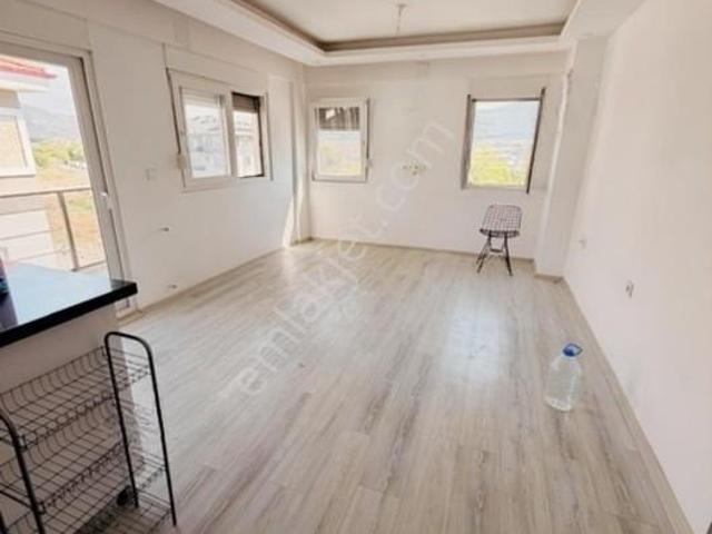 Dalaman Söğütlüyurt'ta Havuzlu Sitede Kiralık 3+1 Dubleks Daire