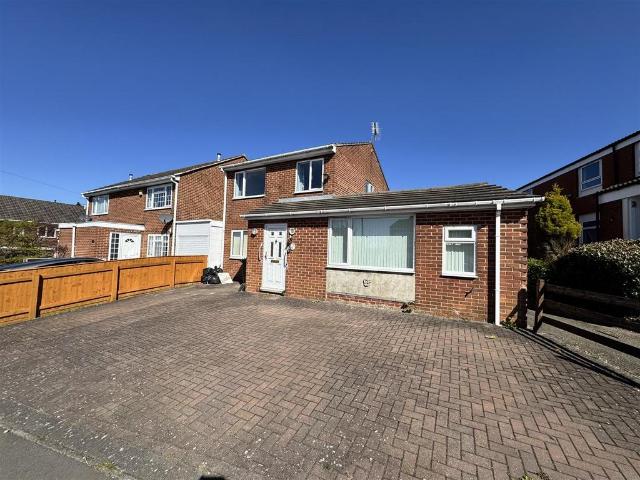 Dale Park Avenue, Kilburn DE56 4 bed detached house to rent £1,300 pcm £300 pw