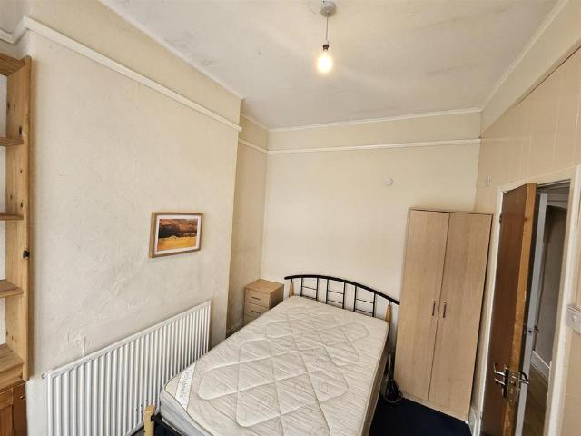 Dale Road, Selly Oak, Birmingham 3 bed terraced house to rent £1,586 pcm £366 pw