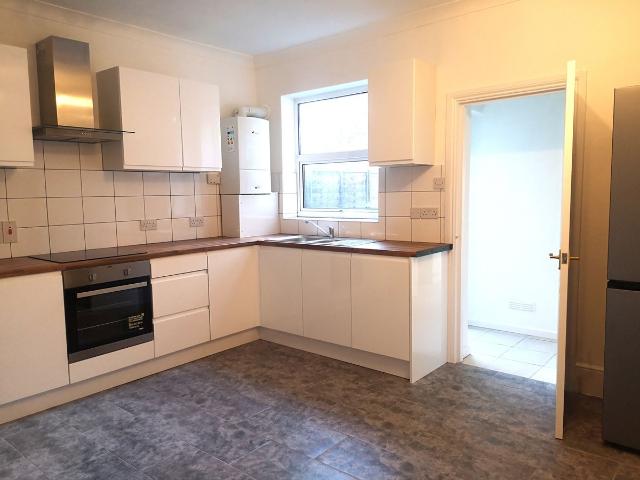 Dale Street, Chatham ME4, 3 bed terraced house to rent, £1,350 pcm | PrimeLocation