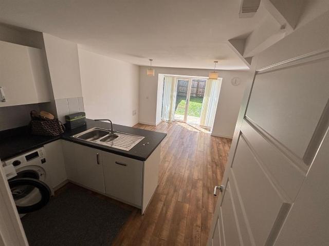 Dale Street, Dartford. DA1, 4 bed terraced house to rent, £2,300 pcm | PrimeLocation