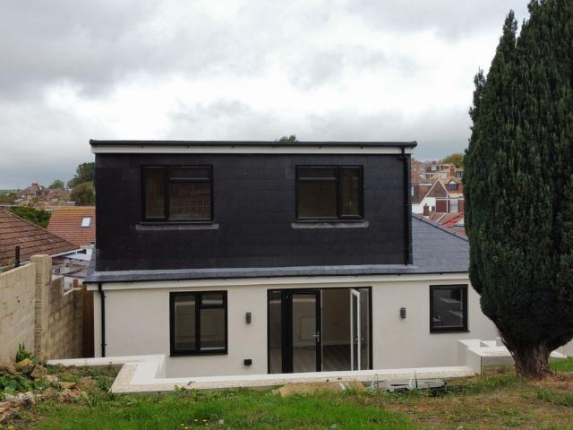 Dale View, Hove BN3, 4 bed detached house to rent, £2,950 pcm | PrimeLocation