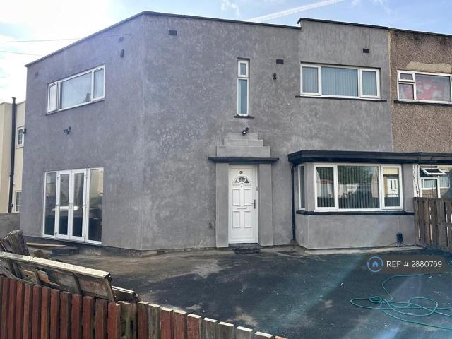 Daleside Avenue, Pudsey, LS28 5 bed semi detached house to rent £1,400 pcm £323 pw