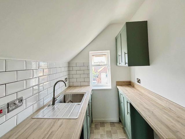 Dalestorth Street, Sutton In Ashfield NG17, 1 bed flat to rent, £575 pcm | PrimeLocation