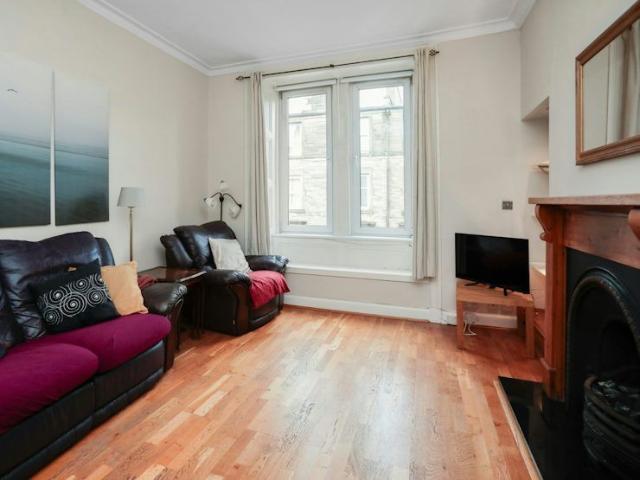 Dalgety Avenue, Meadowbank, Edinburgh EH7