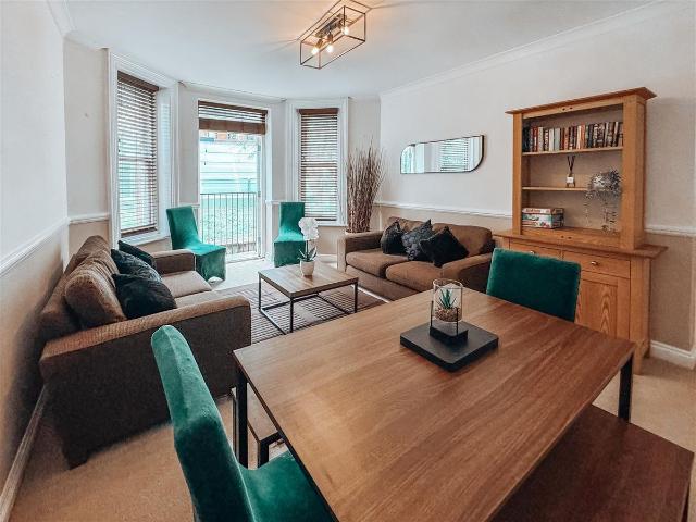 Dalkeith Steps, Old Christchurch Road, Bournemouth BH1, 2 bed flat to rent, £1,200 pcm | PrimeLocation