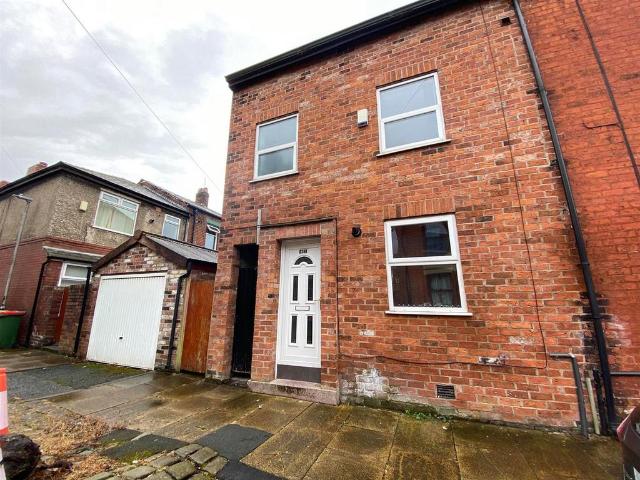 Dallas Street, Preston 1 bed in a house share to rent £450 pcm £104 pw
