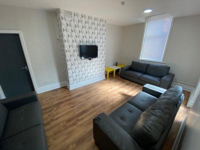 Dallas Street, Preston, Lancashire PR1, 8 bed shared accommodation to rent, £381 pppm | PrimeLocation
