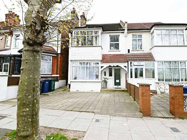 Dallas Road, London NW4, 1 bed property to rent, £1,500 pcm | PrimeLocation