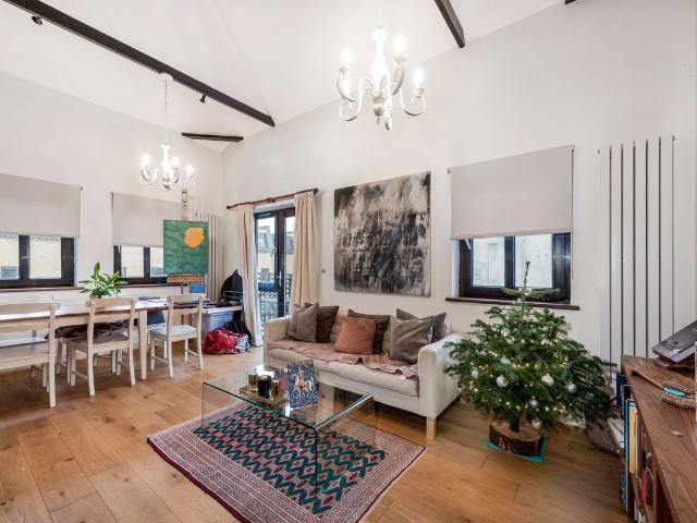 Dalling Road, Brackenbury Village, Hammersmith W6, 1 bed flat to rent, £1,850 pcm | PrimeLocation