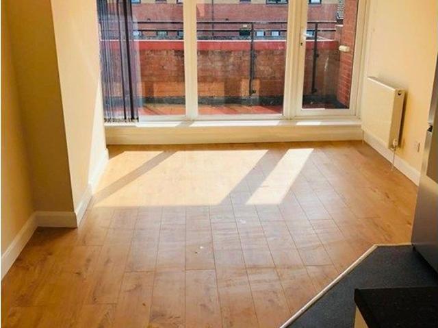 Dalmarnock Road, Glasgow G40, 2 bed flat to rent, £950 pcm | PrimeLocation