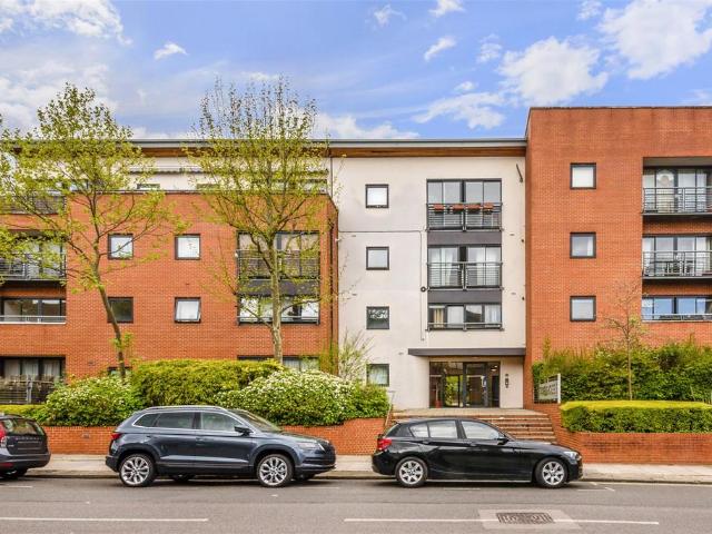 Dalmeny Avenue, Tufnell Park, N7 2 bed flat to rent £2,500 pcm £577 pw