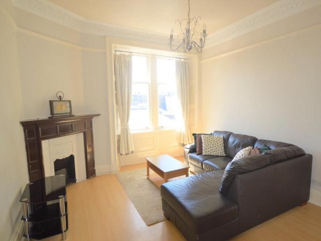 Dalmeny Street, Edinburgh, EH6 1 bed flat to rent £1,000 pcm £231 pw