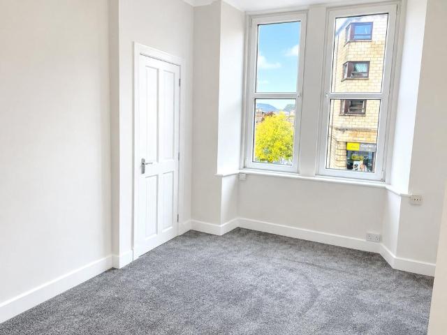 Dalry Road, Midlothian EH11 2 bed flat to rent £1,200 pcm £277 pw