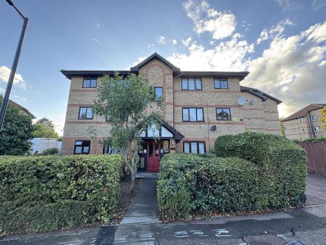 Dalrymple Close, Southgate N14, 1 bed flat to rent, £1,450 pcm | PrimeLocation