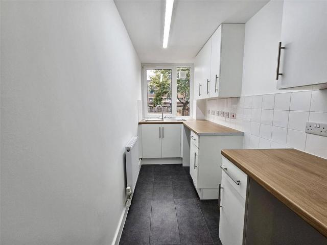 Dalston Lane, Hackney, E8 1 bed apartment to rent £2,000 pcm £462 pw