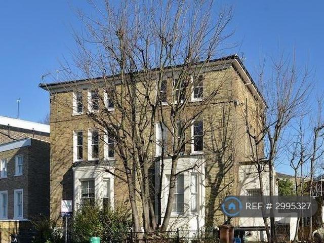 Dalston, London, N1 2 bed flat to rent £2,800 pcm £646 pw