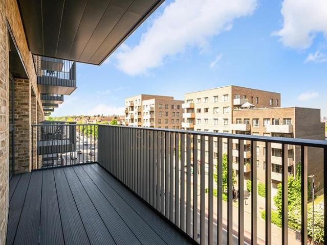 Darter House, Woodberry Down N4, 2 bed flat to rent, £3,150 pcm | PrimeLocation