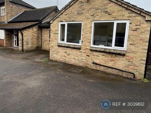 Dartford Road, March, PE15 3 bed bungalow to rent £1,250 pcm £288 pw