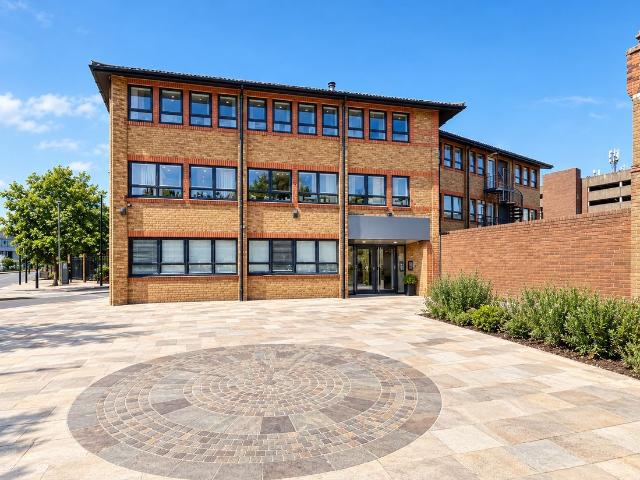 Dartford Road, Dartford DA1, 2 bed flat to rent, £1,750 pcm | PrimeLocation