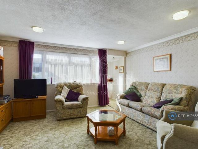 Acworth Place, Dartford, DA1 3 bed terraced house to rent £2,150 pcm £496 pw