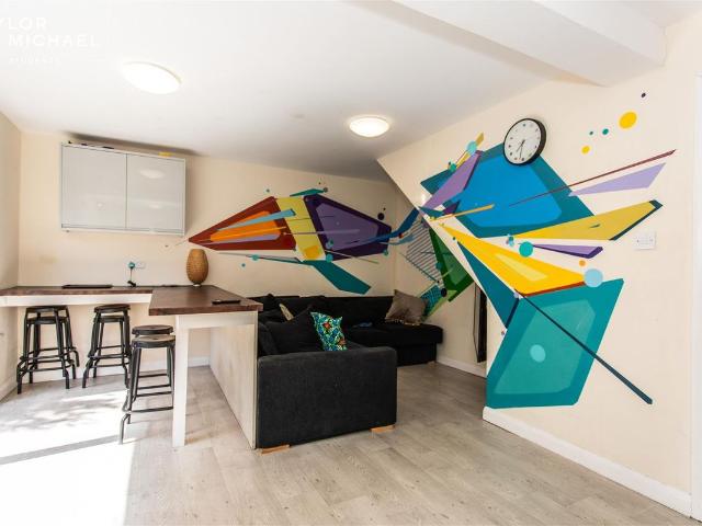 Dartmouth Crescent, Brighton BN2, 5 bed semi detached house to rent, £3,250 pcm | PrimeLocation