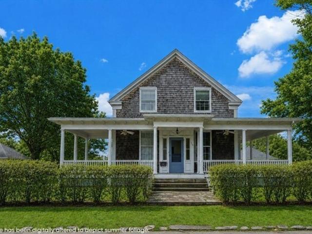 Dartmouth St, Dartmouth, Home For Sale