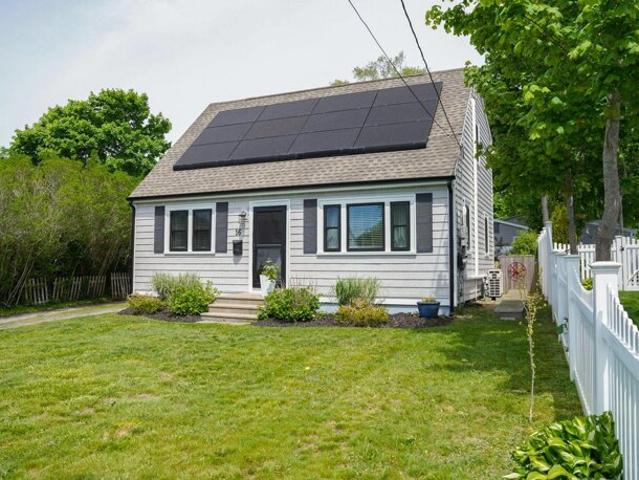 Dartmouth St, Hyannis, Home For Sale