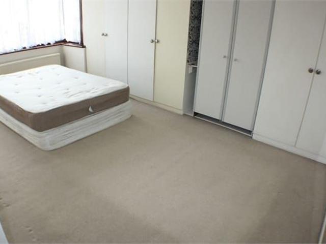 Dartmouth Road, London, Hendon NW4, 3 bed terraced house to rent, £2,500 pcm | PrimeLocation