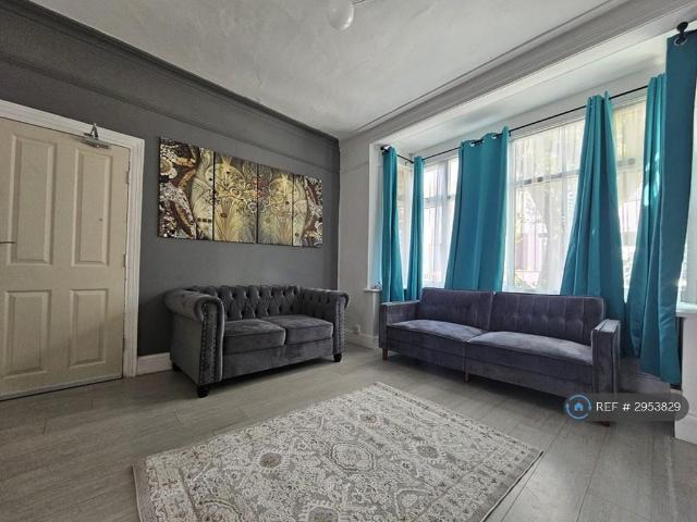 Dartmouth Road, London, NW4 4 bed terraced house to rent £2,600 pcm £600 pw
