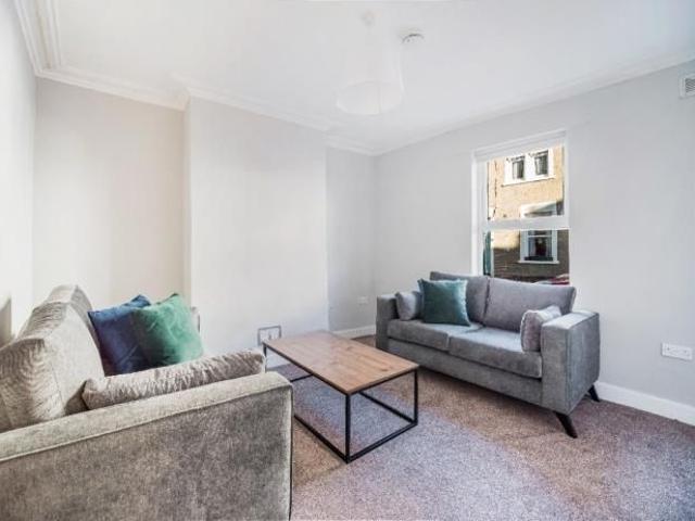 Dartmoor Street, Southville, Bristol BS3, 3 bed shared accommodation to rent, £2,150 pcm | PrimeLocation