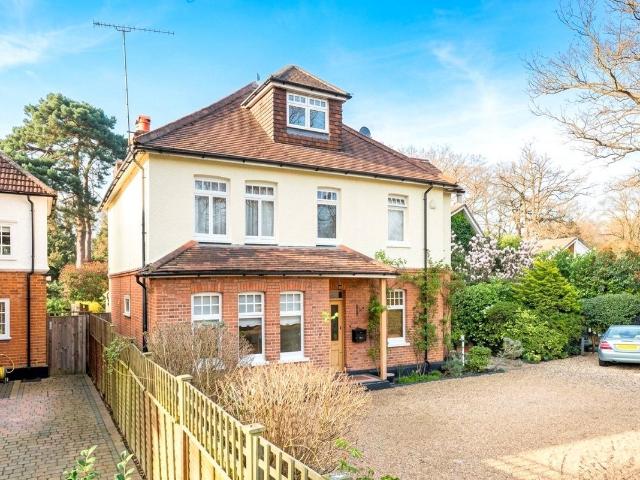Dartnell Park Road, West Byfleet, Surrey KT14, 5 bed detached house to rent, £3,800 pcm | PrimeLocation