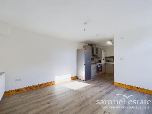 Dartnell Road, Croydon CR0, 2 bed flat to rent, £1,500 pcm | PrimeLocation