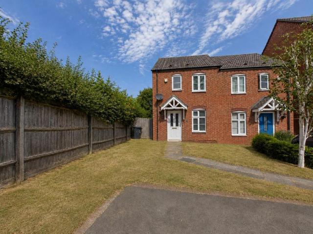 Darwin Crescent, Loughborough. 2 bed house to rent £975 pcm £225 pw