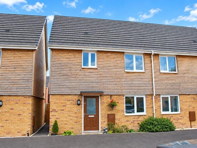 Darwin Avenue, Dartford, Kent DA1, 2 bed property to rent, £1,795 pcm | PrimeLocation
