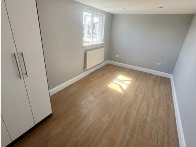Darwin Drive, Southall UB1, 3 bed flat to rent, £2,400 pcm | PrimeLocation