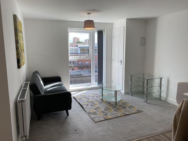 Darwin House, 24 Belgrave Middleway, Birmingham B5, 2 bed flat to rent, £1,300 pcm | PrimeLocation