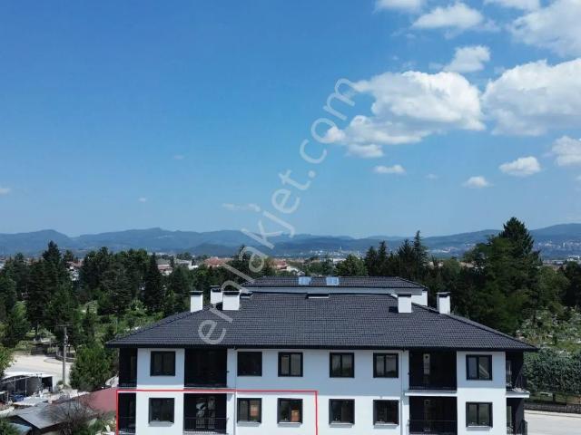 Darıcıda Otogarın Yanında 3+1 Arakat Daire