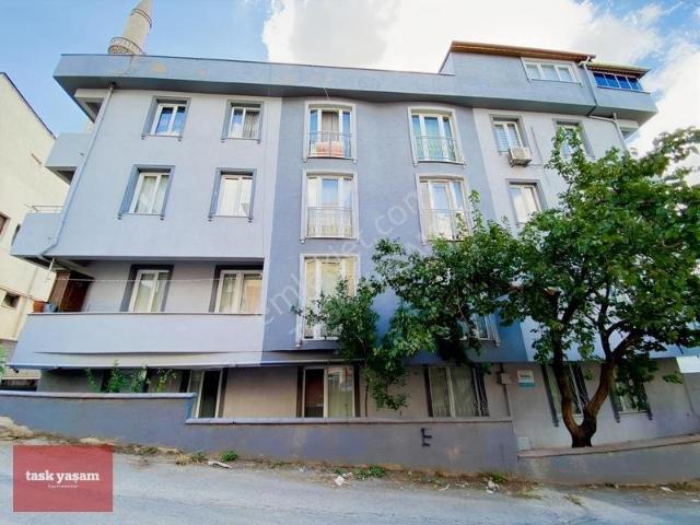 Darıca Bayramoğlunda Bah Hastanesinin Arka Sokağında Satılık 3+1