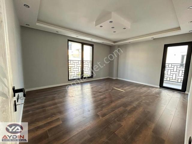 Darıca Sırasöğütler 3+1 Çok Geniş 120 M2 Satılık Ara Kat Daire