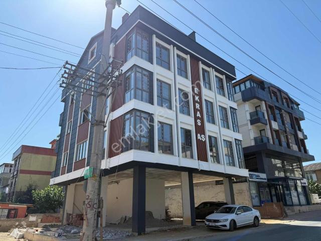 Darıca Reşat Nuri Güntekin Cad. Satılık 2+1 Arakat Daire
