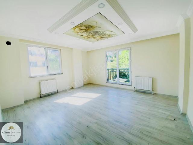 Darıca Tuzla Caddesi Yanı 4+1 Kiralık Dubleks Daire Çift Girişli