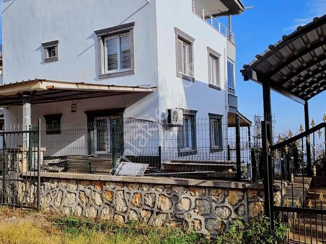 Darısekisi Mevki De Satılık 4 +2 Müstakil Villa Fiyat Düştü