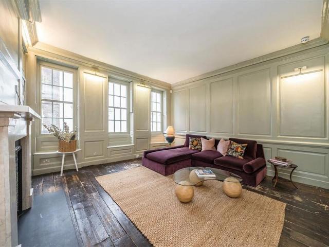 D'arblay Street, London W1F 3 bed terraced house to rent £18,417 pcm £4,250 pw