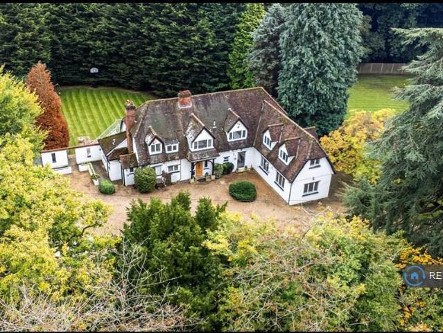Darby Drive, Welwyn, AL6 7 bed detached house to rent £4,999 pcm £1,154 pw