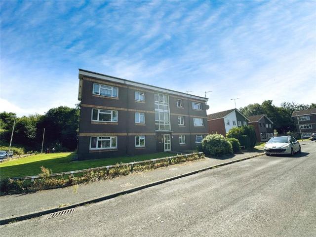 Darby End Road, West Midlands DY2 1 bed flat to rent £725 pcm £167 pw