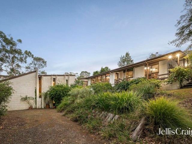 Mid century treechange retreat in the Yarra Valley