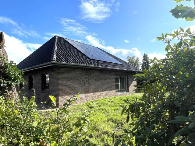 Darf es ruhig und zentrumsnah sein? Neubau Bungalow mit Wohlfühlcharakter!